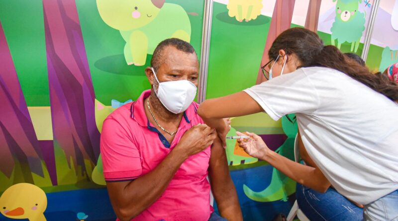 Prefeitura abre seis novos postos de imunização contra a Covid-19 a partir de segunda-feira (7)