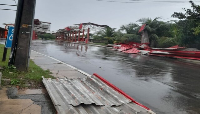 as plataformas do Terminal de Integração da Cohama foram interditadas, até que as reformas nas coberturas danificadas pelas chuvas