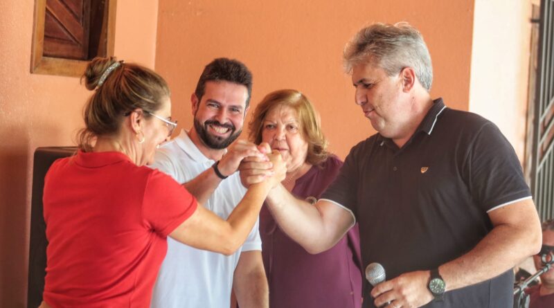 Em Caxias, Gil Cutrim recebe apoio da família Coutinho e de lideranças políticas da região