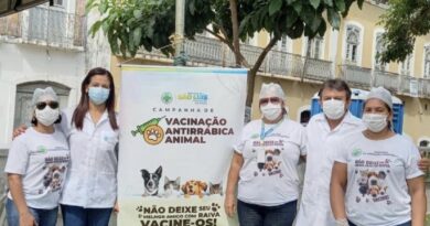 O Espaço Pet vai oferecer vacinação antirrábica gratuita, das 9h às 14h, na praça Benedito Leite.
