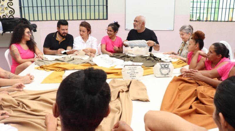 Marrom, O Musical – Equipe retorna a São Luís e visita o Complexo Penitenciário de Pedrinhas para iniciar a produção do figurino