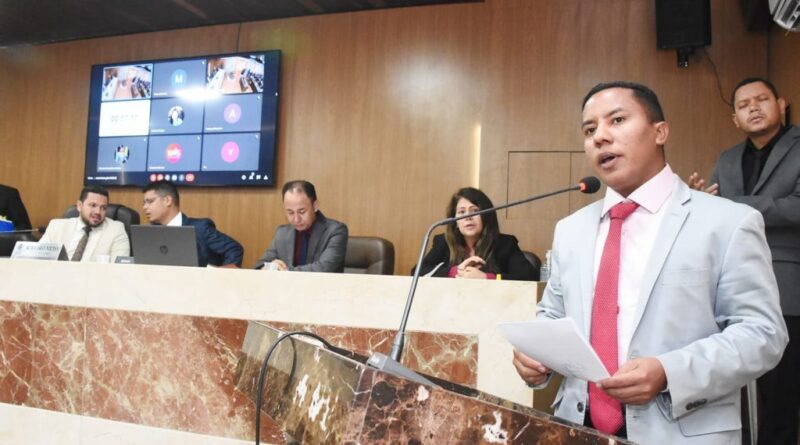 Raimundo Penha destaca maior programa de reforma de escolas da história de São Luís