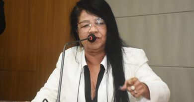 átima Araújo