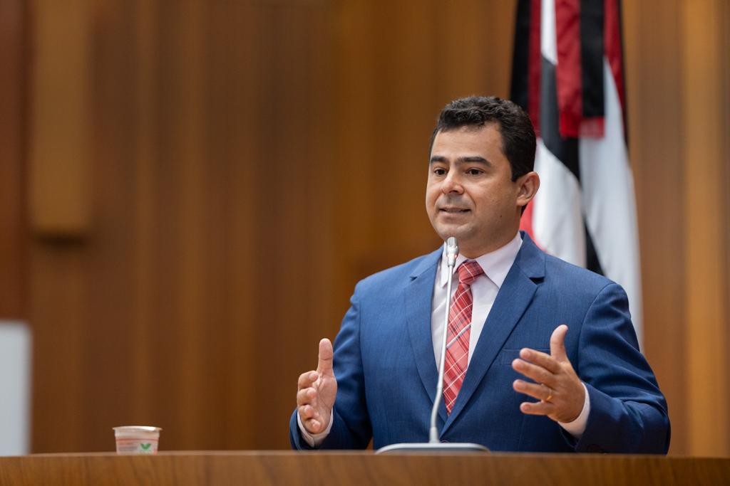 concurso público
