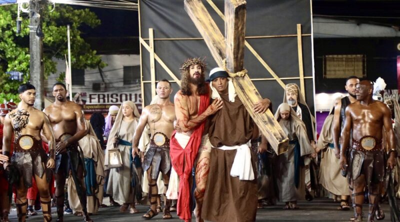 Via Sacra do Anjo da Guarda transforma ruas do bairro em palco de arte e fé