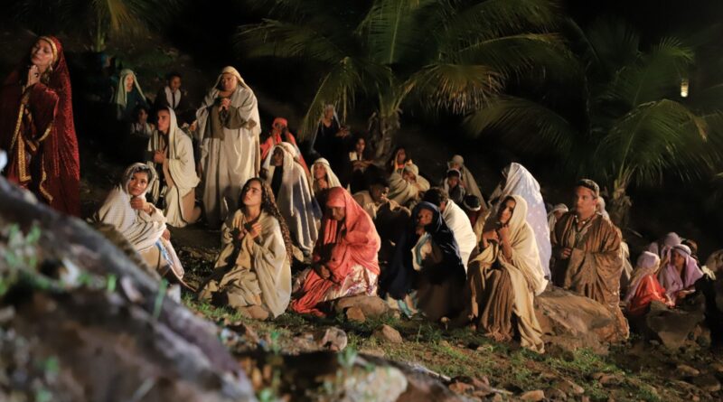 Fé e Emoção: Estreia da Paixão de Cristo em Floriano Arrebata Público no Piauí