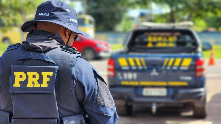 Condutor tenta fugir duas vezes da PRF e acaba autuado na BR-010
