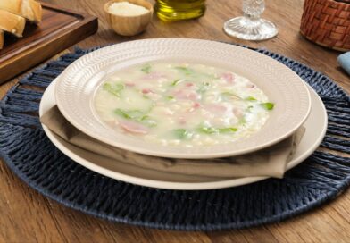 Caldo verde com macarrão: receita quentinha para torcer nos dias frios
