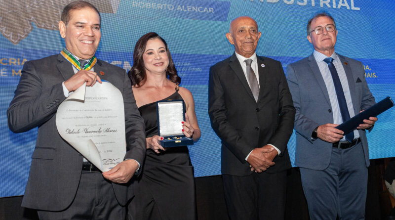 FIEMA celebra reconhecimento da CNI a Roberto Vasconcelos Alencar com a Ordem do Mérito Industrial
