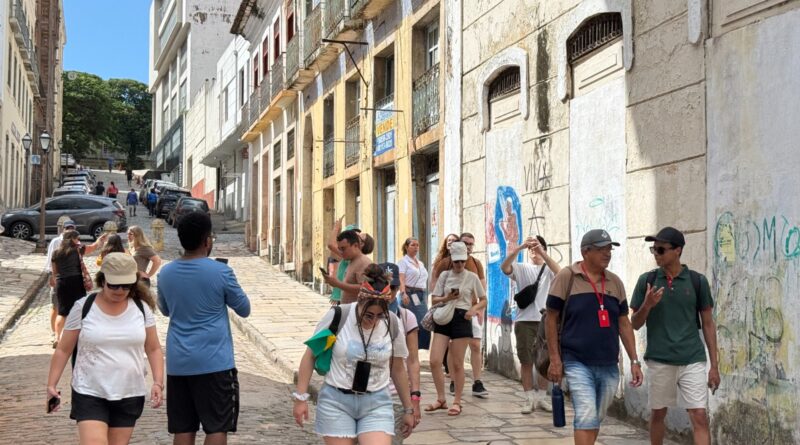 Feriadão movimenta turismo, lazer e pequenos negócios no Maranhão