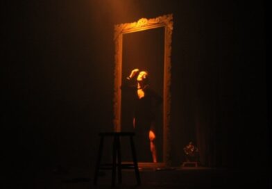 Monólogo “A Mulher no Espelho” será encenado dia 4 de novembro no Teatro Sesc