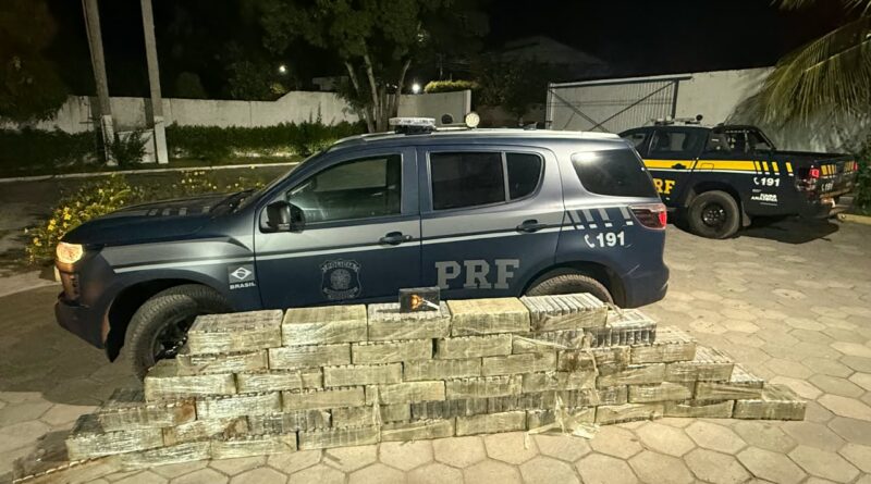PRF apreende quase meia tonelada de cocaína durante abordagem na BR-222, em Chapadinha (MA)